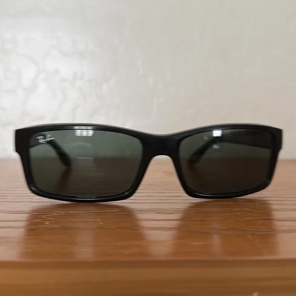 COPY - Ray Ban Sunglasses - Picture 3 of 5